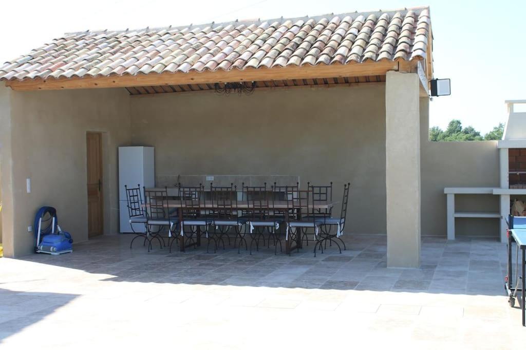 Vila Mas En Campagne Mallemort Exteriér fotografie